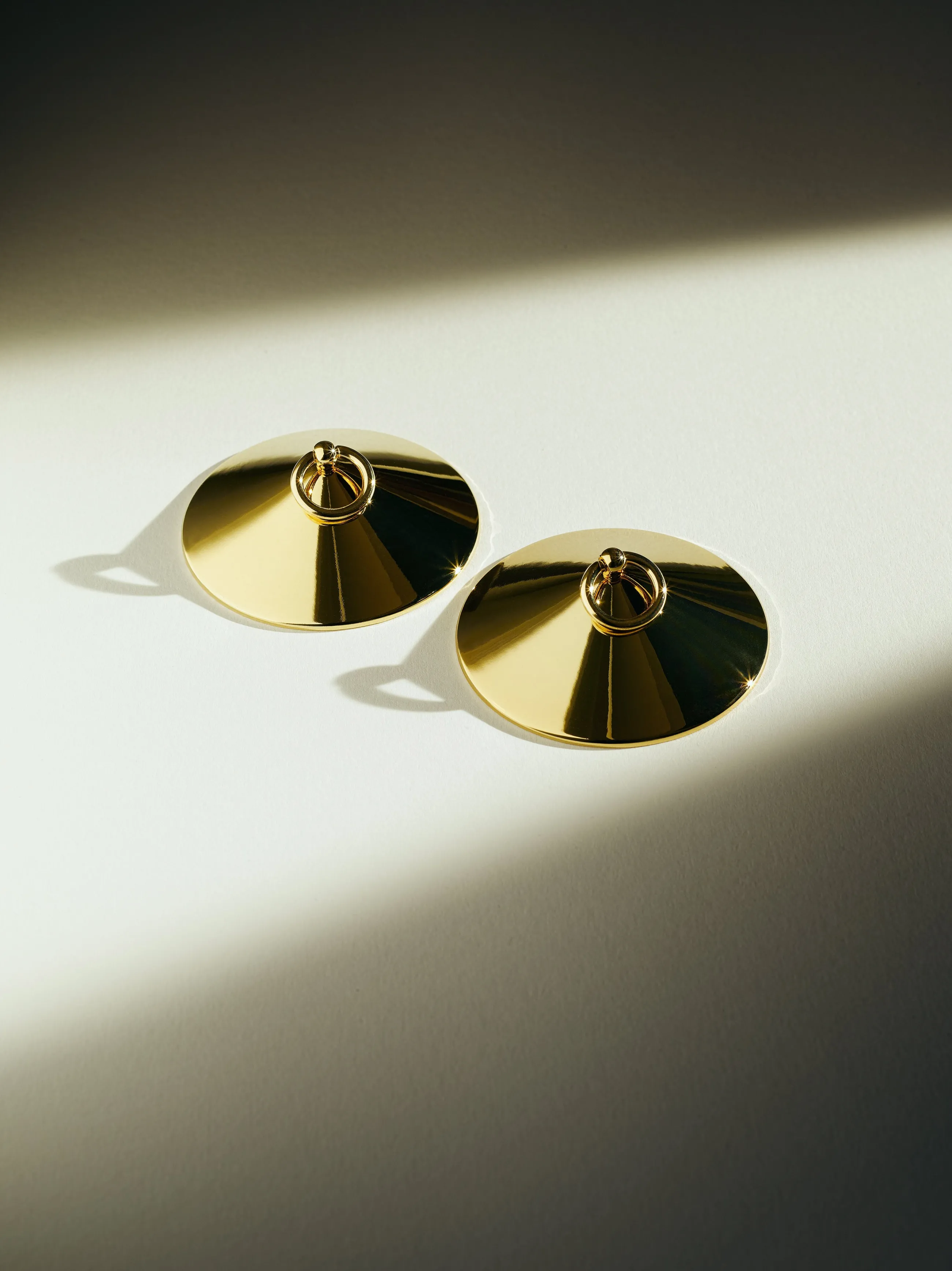 k_gold_plated_o_nipplets_10.webp Bordelle 24k Plated ‘O’ Nipplets | Accessories