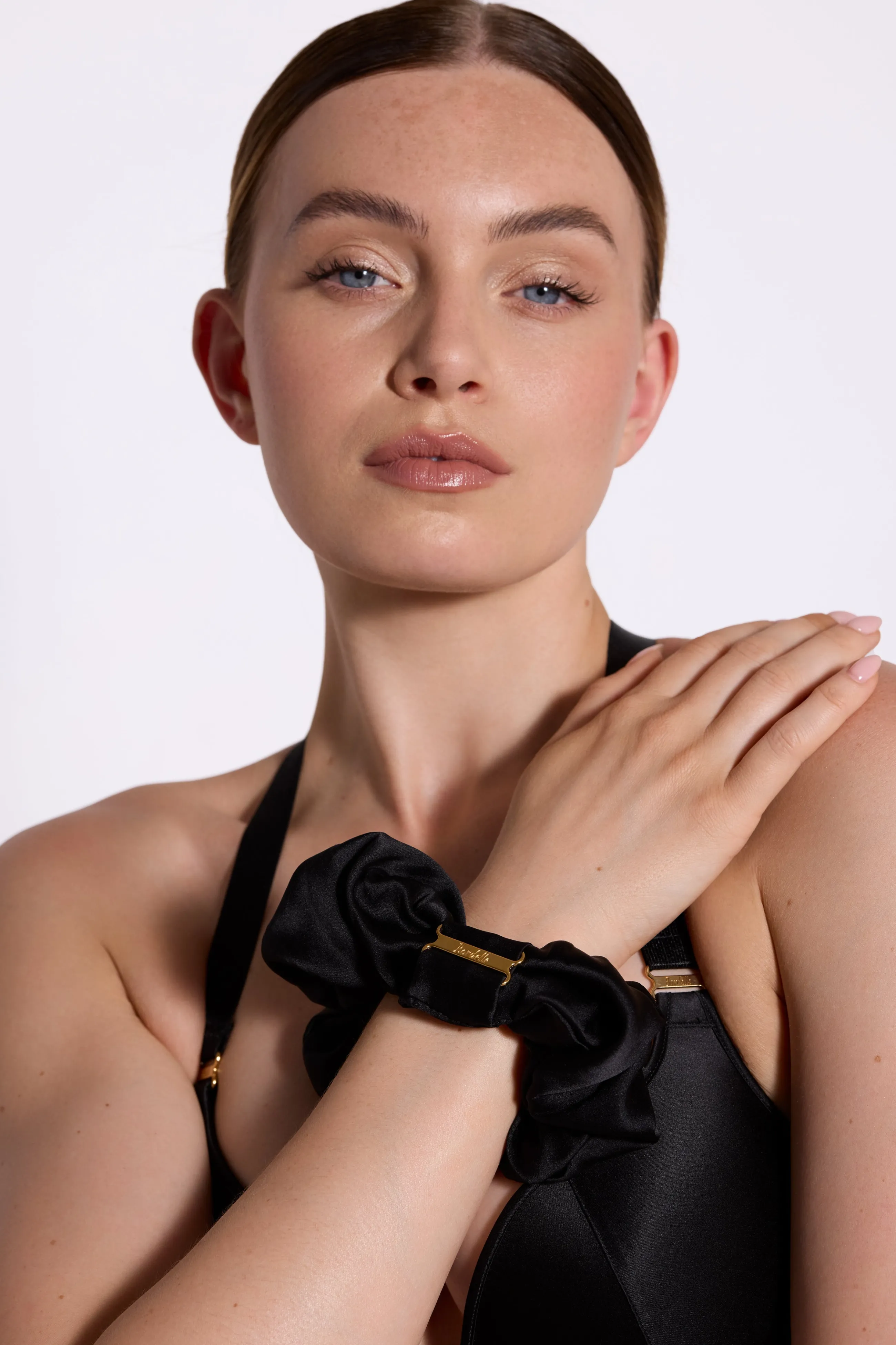 signature_oversized_scrunchie_2-3.webp Bordelle Signature Oversized Scrunchie | Scrunchies | Accessories