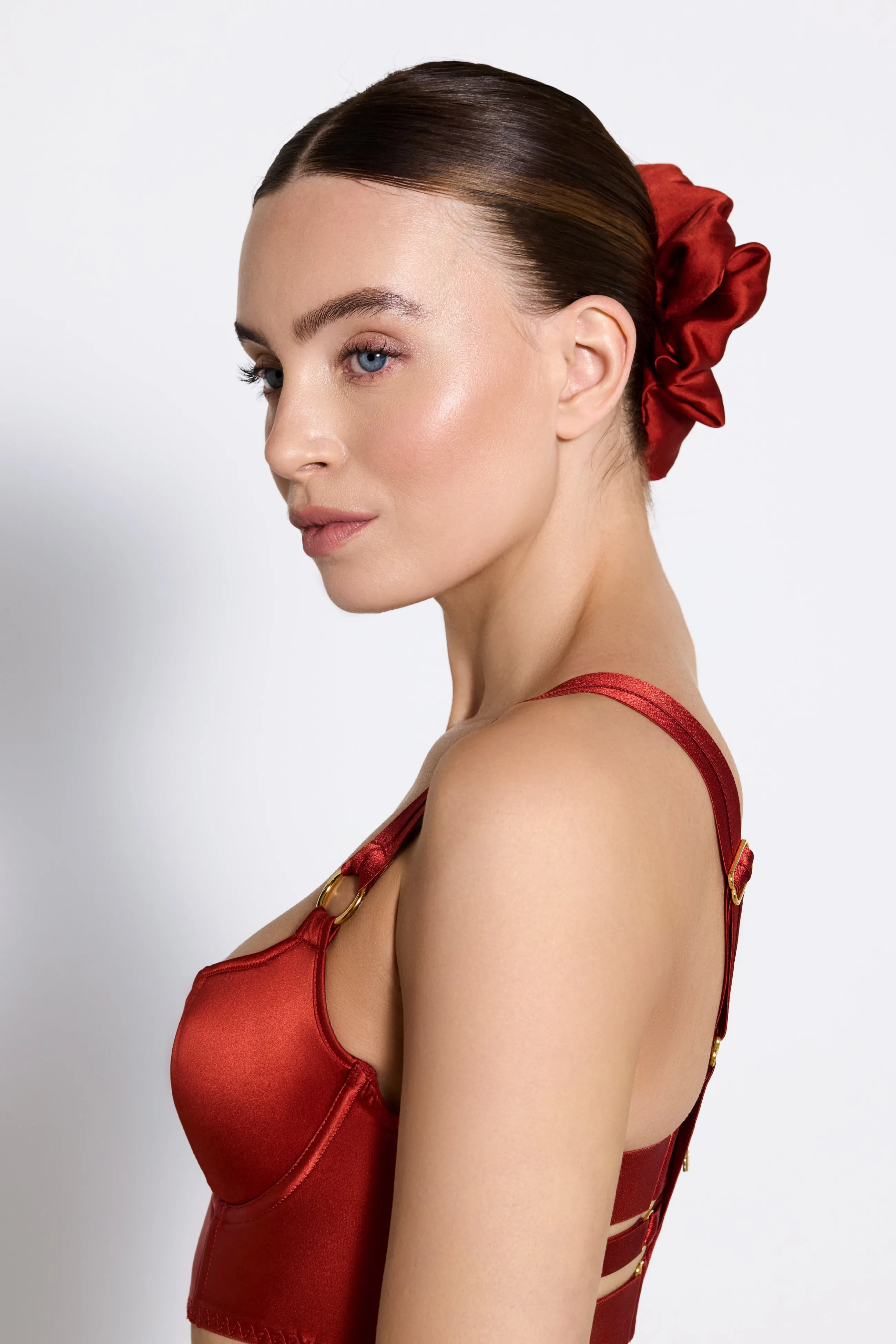 signature_oversized_scrunchie_3-2.webp Bordelle Signature Oversized Scrunchie | Scrunchies | Accessories