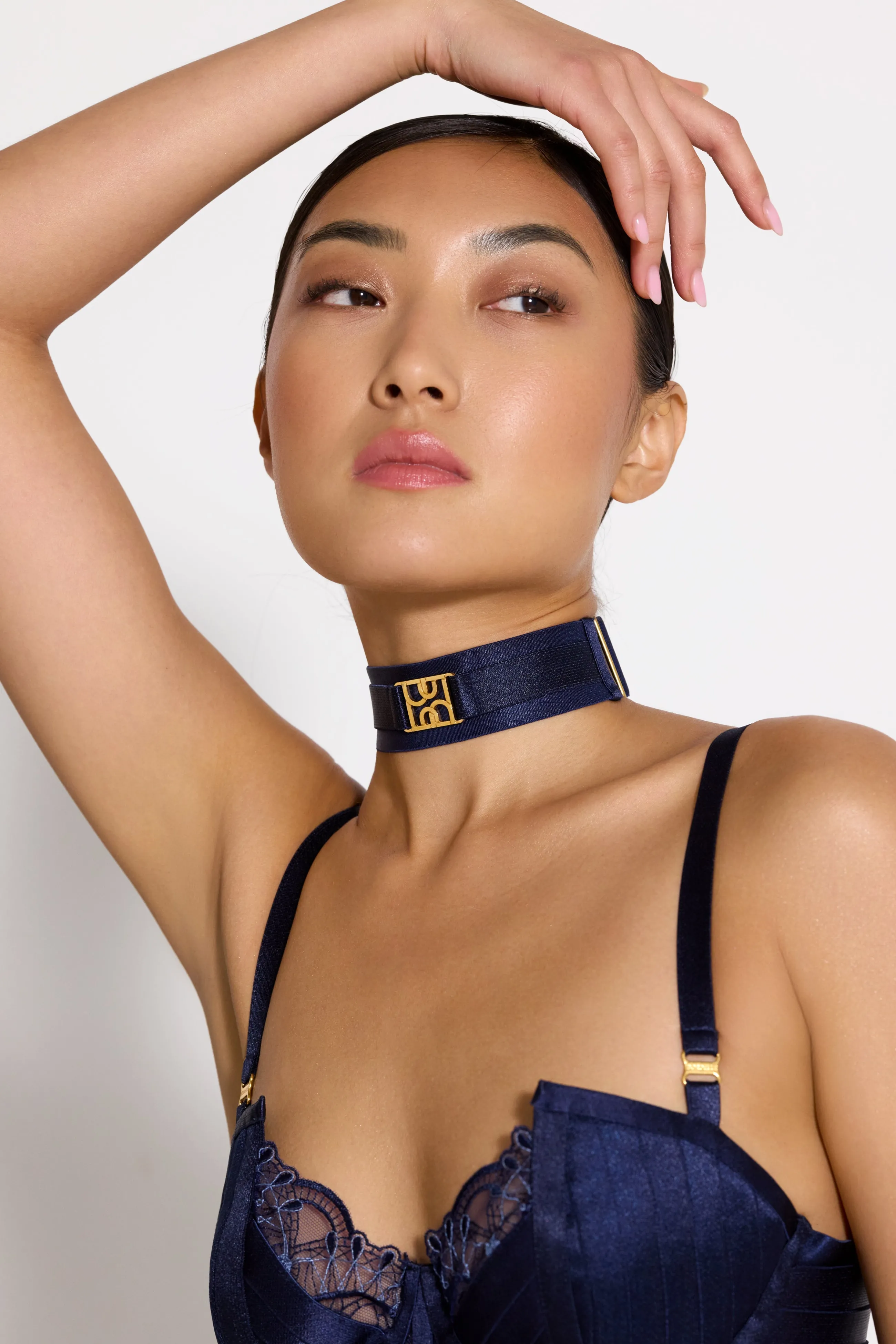 vero_collar_0-4.webp Bordelle Vero Collar | Accessories